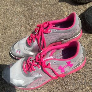 Womens shoes size 10